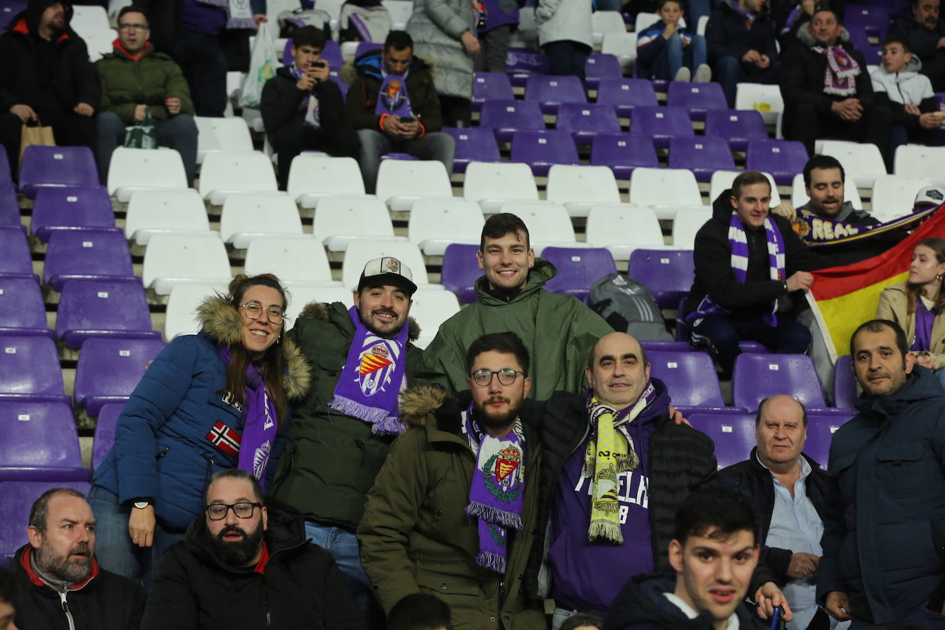 Búscate en la grada del José Zorrilla (3/4)