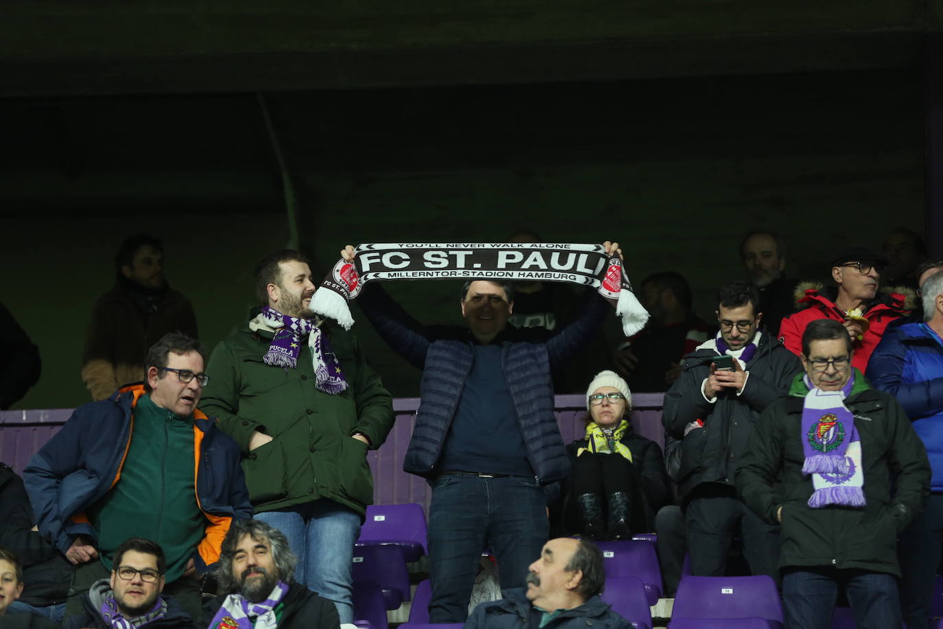 Búscate en la grada del José Zorrilla (3/4)