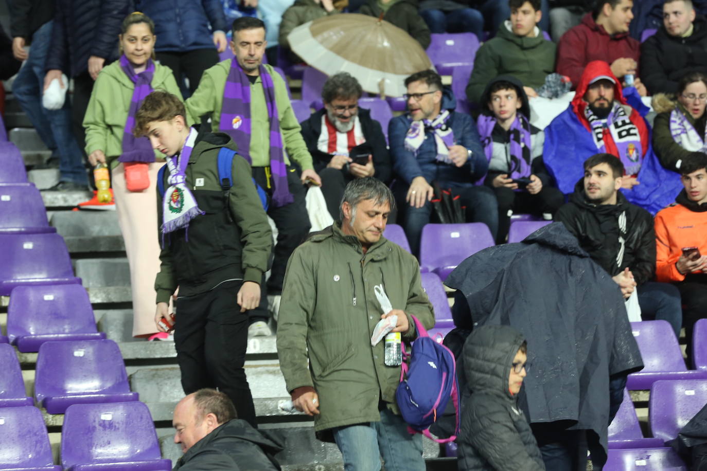 Búscate en la grada del José Zorrilla (4/4)