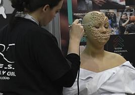 Uno de los talleres demostrativos, del IES Ramón y Cajal, en Craftinnova.