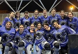 Las jugadores del Munia Panteras posan en Barcelona.