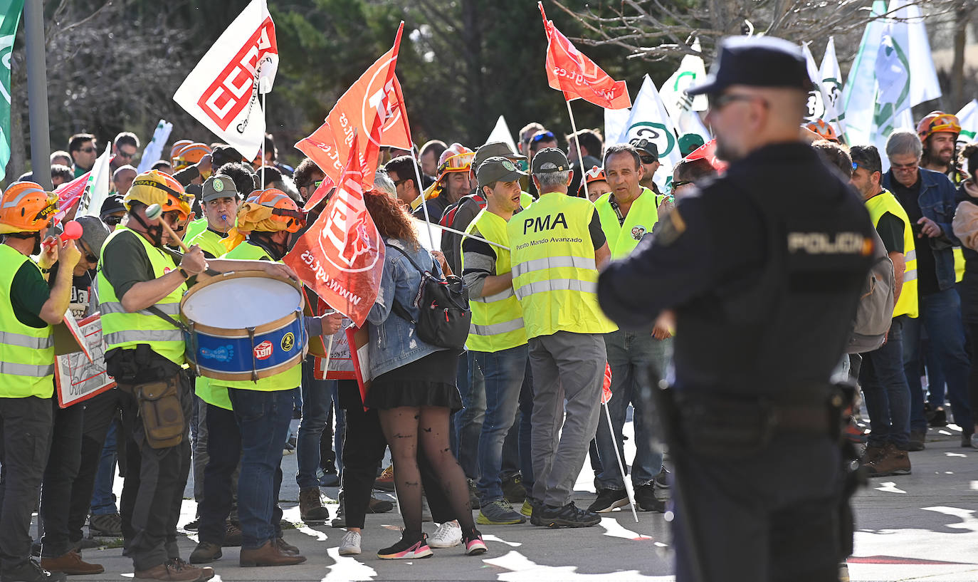 Las protestas de los agentes forestales, en imágenes