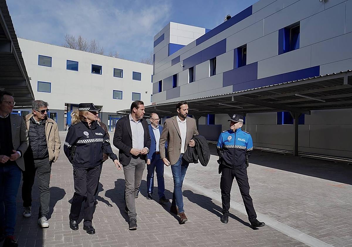 Visita a las obras de la Jefatura de la Policía Municipal, este miércoles.