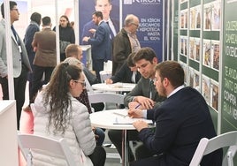 La actividad en los expositores fue importante desde primera hora.