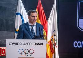 Isaac Viciosa, durante su discurso tras recibir el premio.