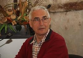 José Luis Alonso Ponga en la conferencia ofrecida sobre la Semana Santa de Cuéllar.