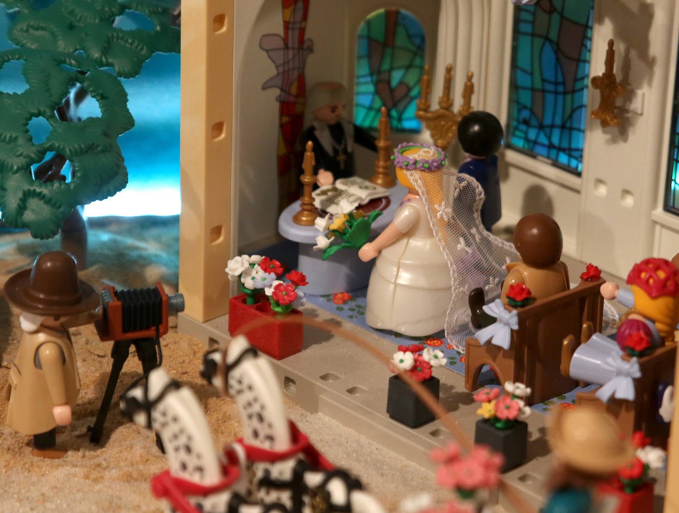 El viejo oeste de Playmobil en una exposición a favor del autismo