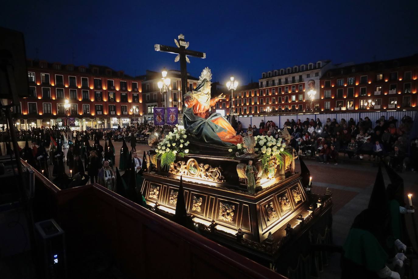 La procesión del Rosario del Dolor, en imágenes