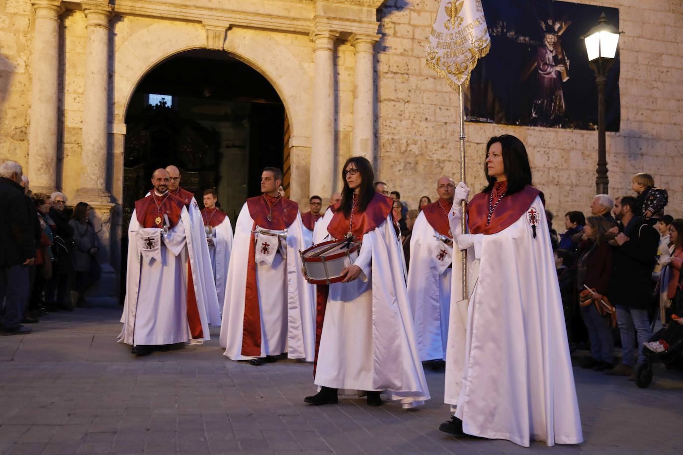 La procesión del Santo Cristo de la Buena Muerte en Peñafiel