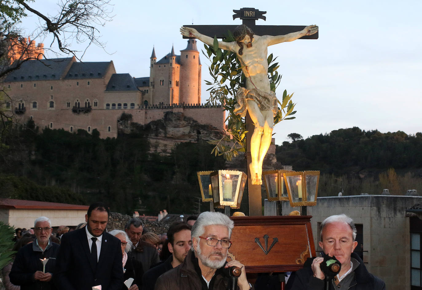 Vía Crucis de los Padres Carmelitas