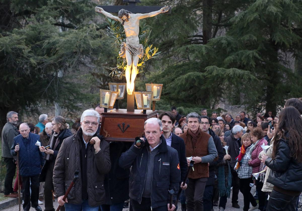 Vía Crucis de los Padres Carmelitas