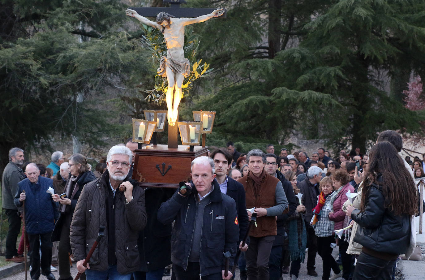 Vía Crucis de los Padres Carmelitas