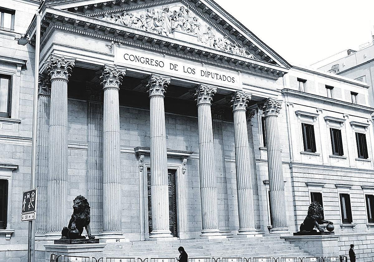 Fachada principal del Congreso de los Diputados.