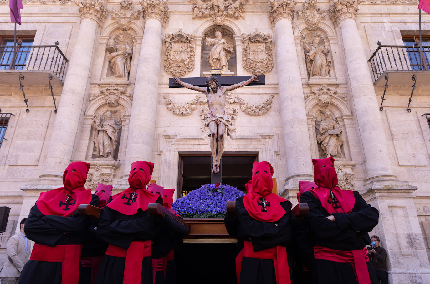 Procesión del Santísimo Cristo de la Luz en la Semana Santa de Valladolid