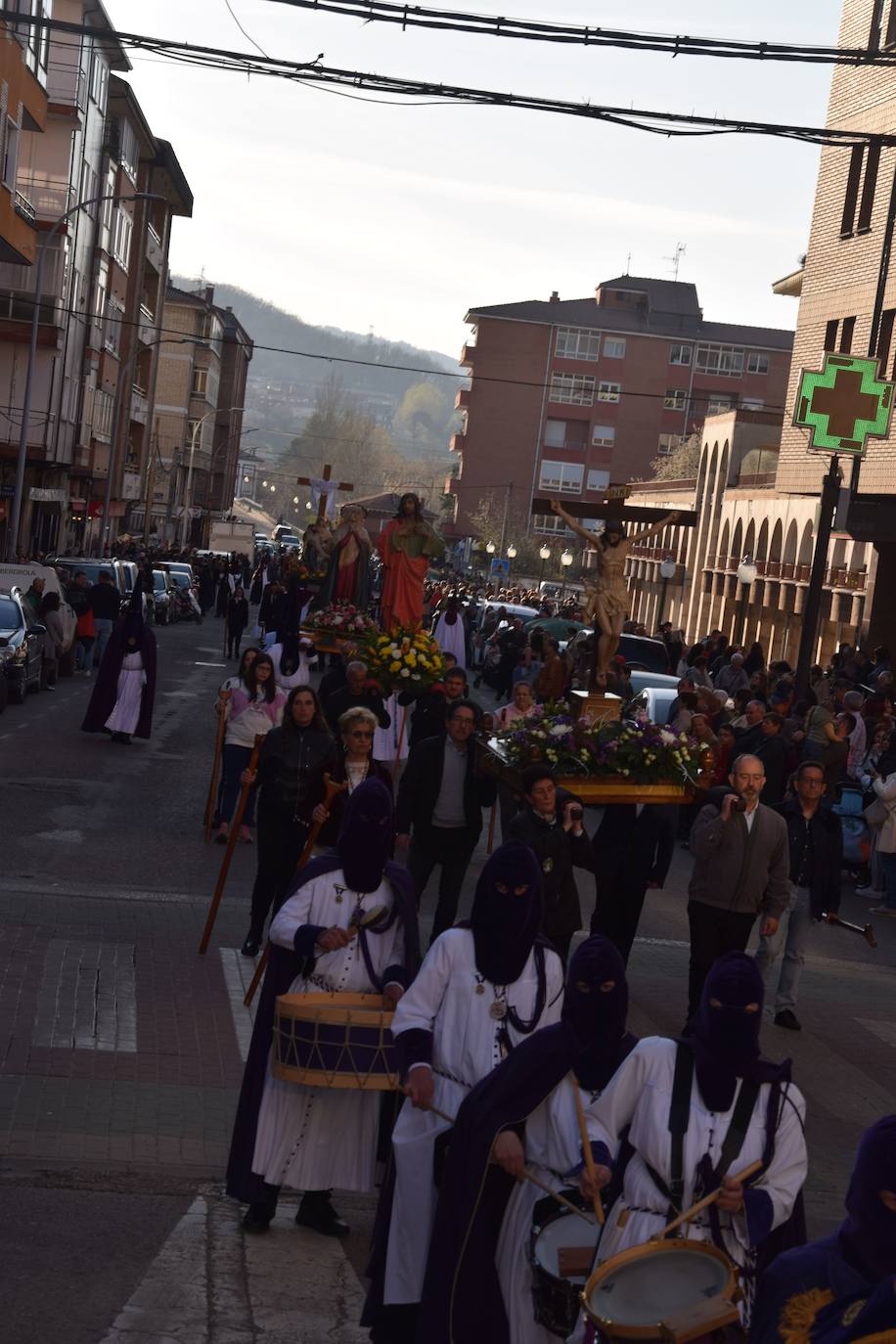 Guardo vive la Procesión General