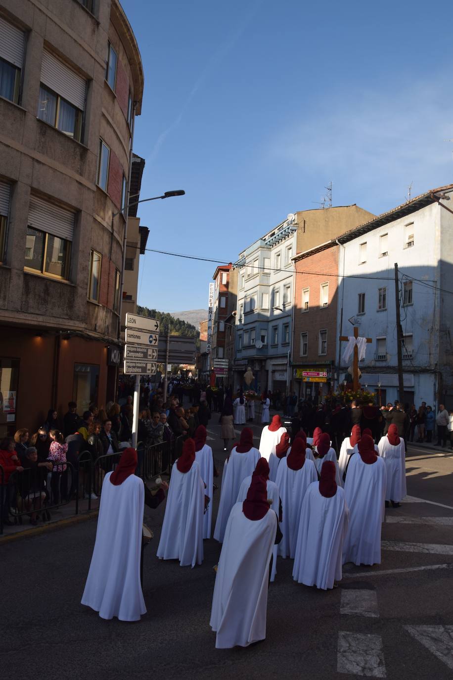 Guardo vive la Procesión General