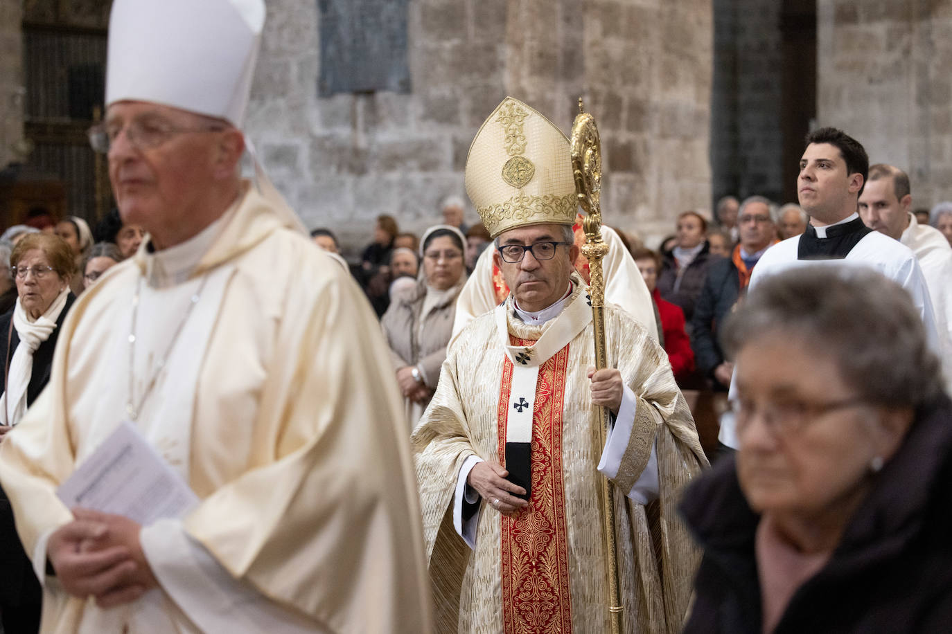 Misa Crismal durante la mañana de Jueves Santo en Valladolid