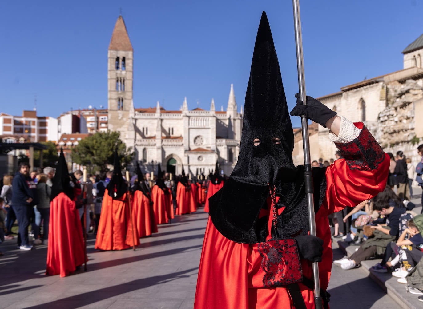 Procesión del Santísimo Cristo de la Preciosísima Sangre y de María Santísima de la Caridad de Valladolid