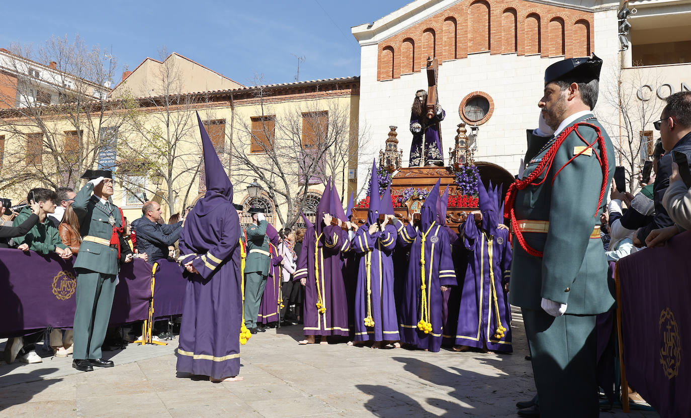 Palencia se rinde a Los Pasos, una de las procesiones más antiguas