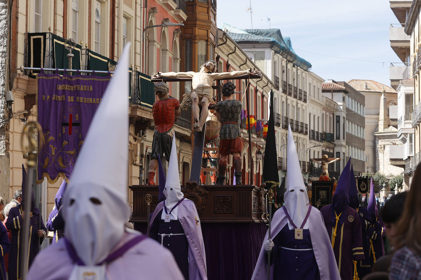 Palencia se rinde a Los Pasos, una de las procesiones más antiguas