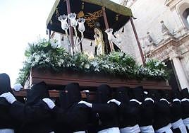 Nuestra Señora de la Soledad, durante el desfile.