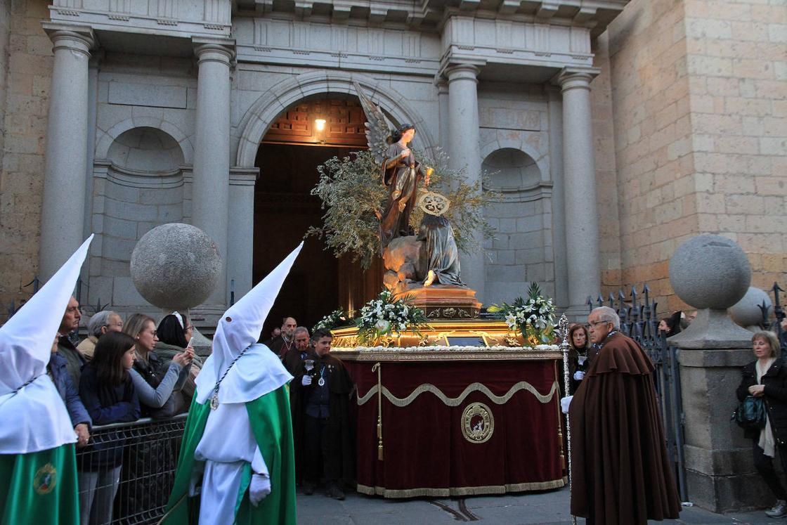 Las mejores imágenes de la Procesión del Viernes Santo