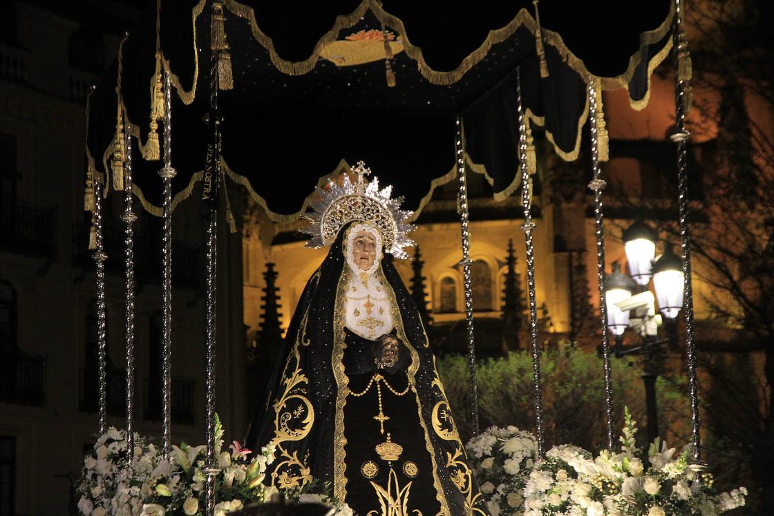 Las mejores imágenes de la Procesión del Viernes Santo