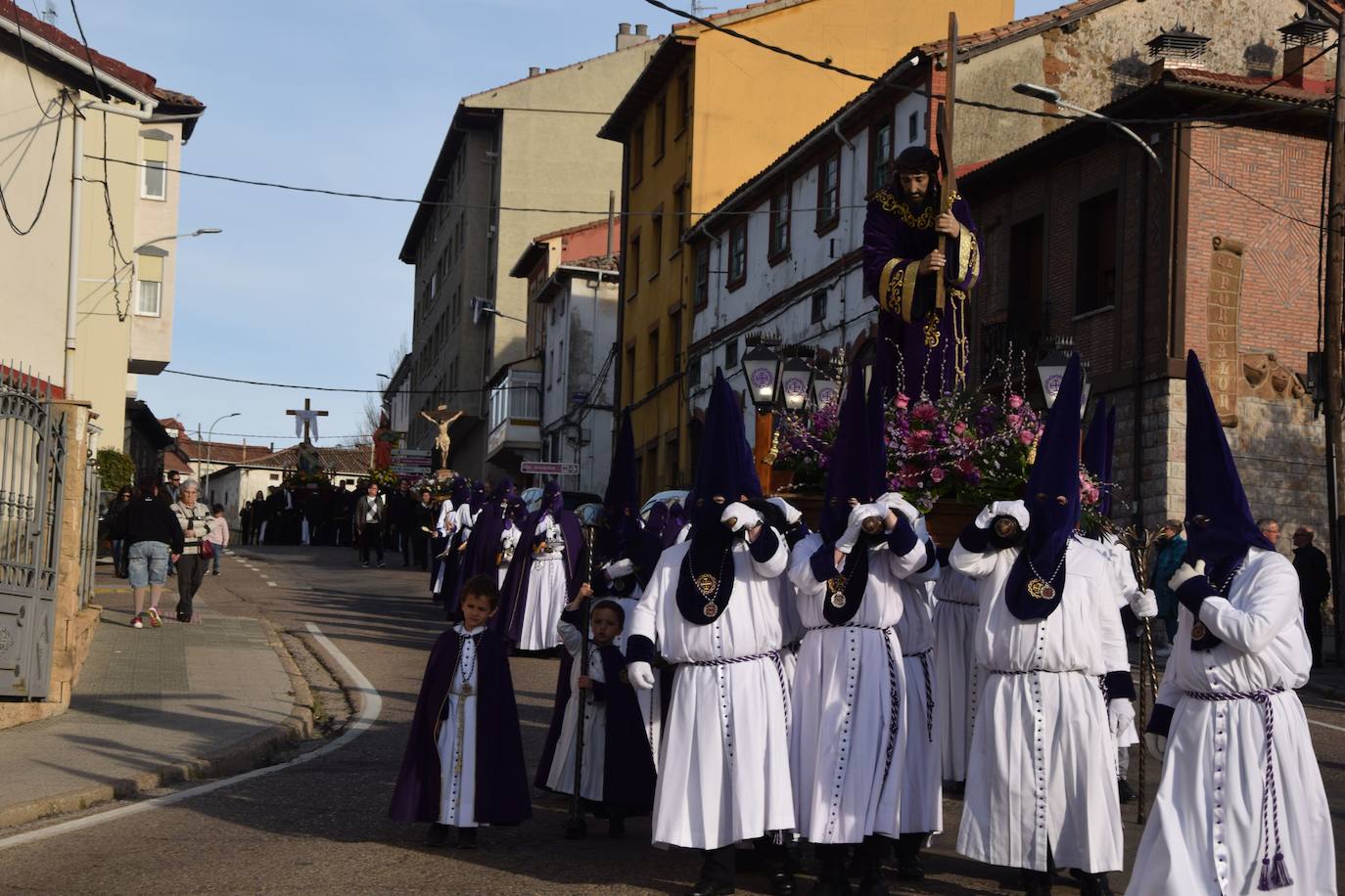 Guardo se entrega a la procesión más relevante