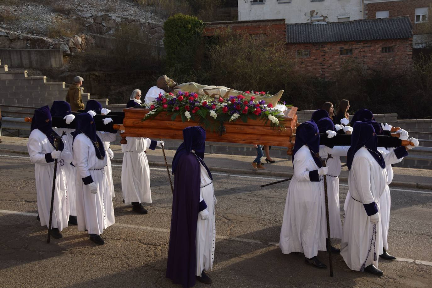 Guardo se entrega a la procesión más relevante