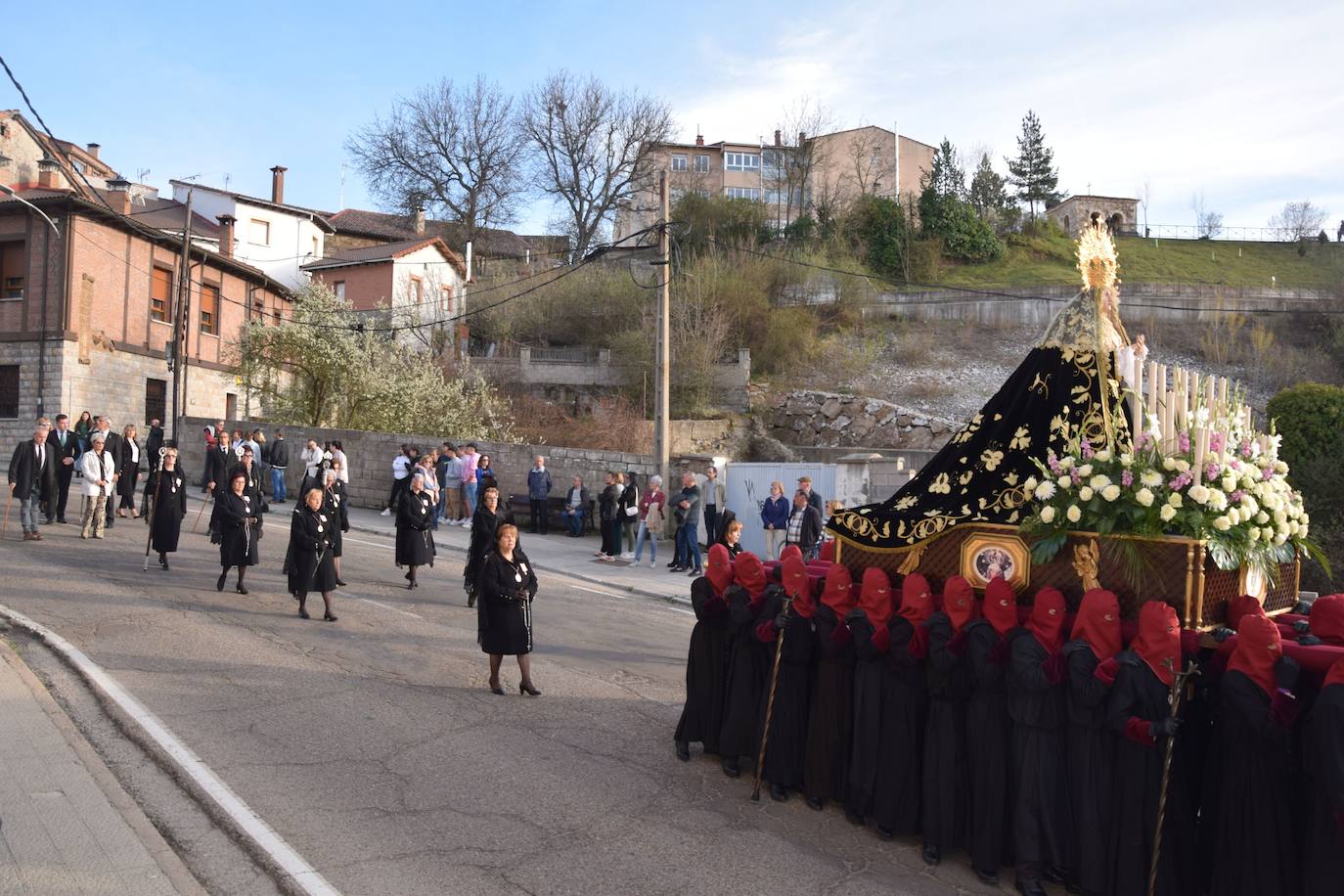 Guardo se entrega a la procesión más relevante