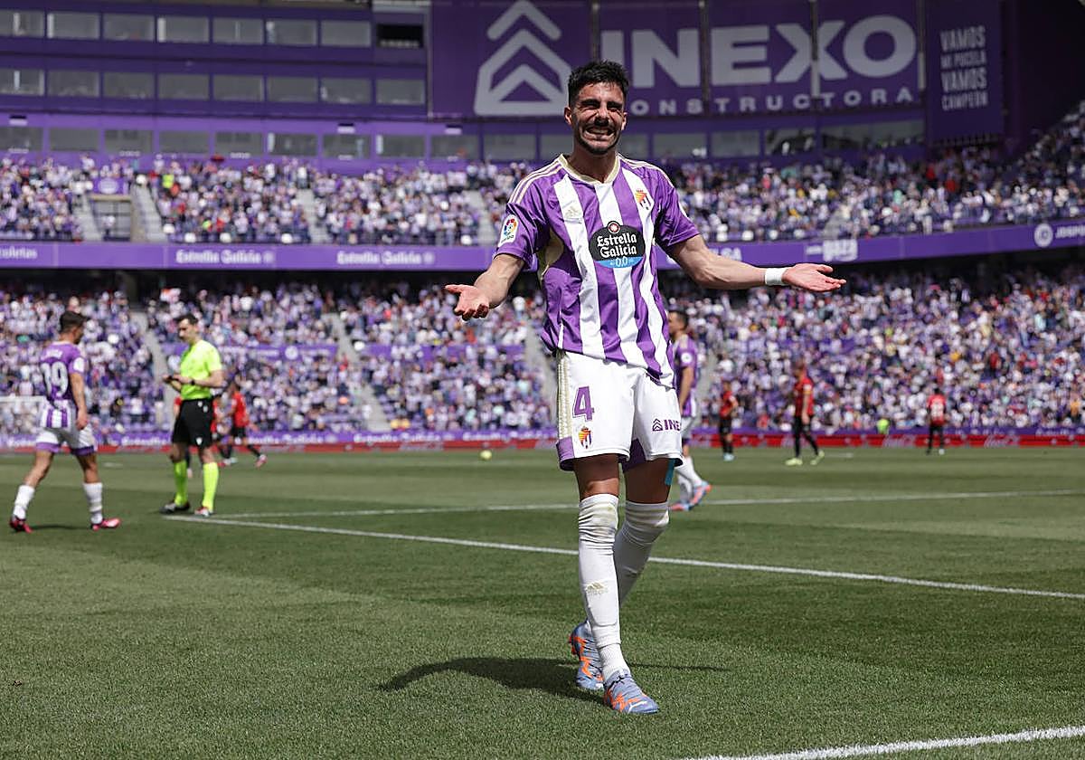 Kike, tras marcar el primer gol del Real Valladolid en el partido frente al Mallorca.
