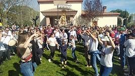 Romería de la Virgen de Sacedón, este lunes en Pedrajas de San Esteban.