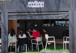 Fachada del restaurante La Barbeeria, en Arroyo de la Encomienda.