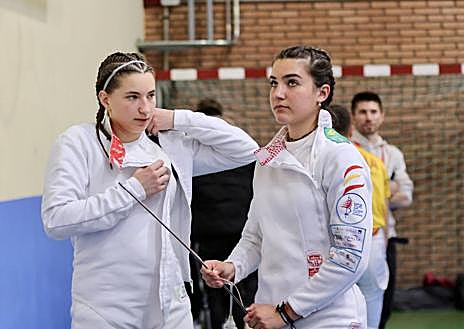 Imagen secundaria 1 - Santa Teresa de Ávila se hace con el oro en sable en un inicio de dominio madrileño