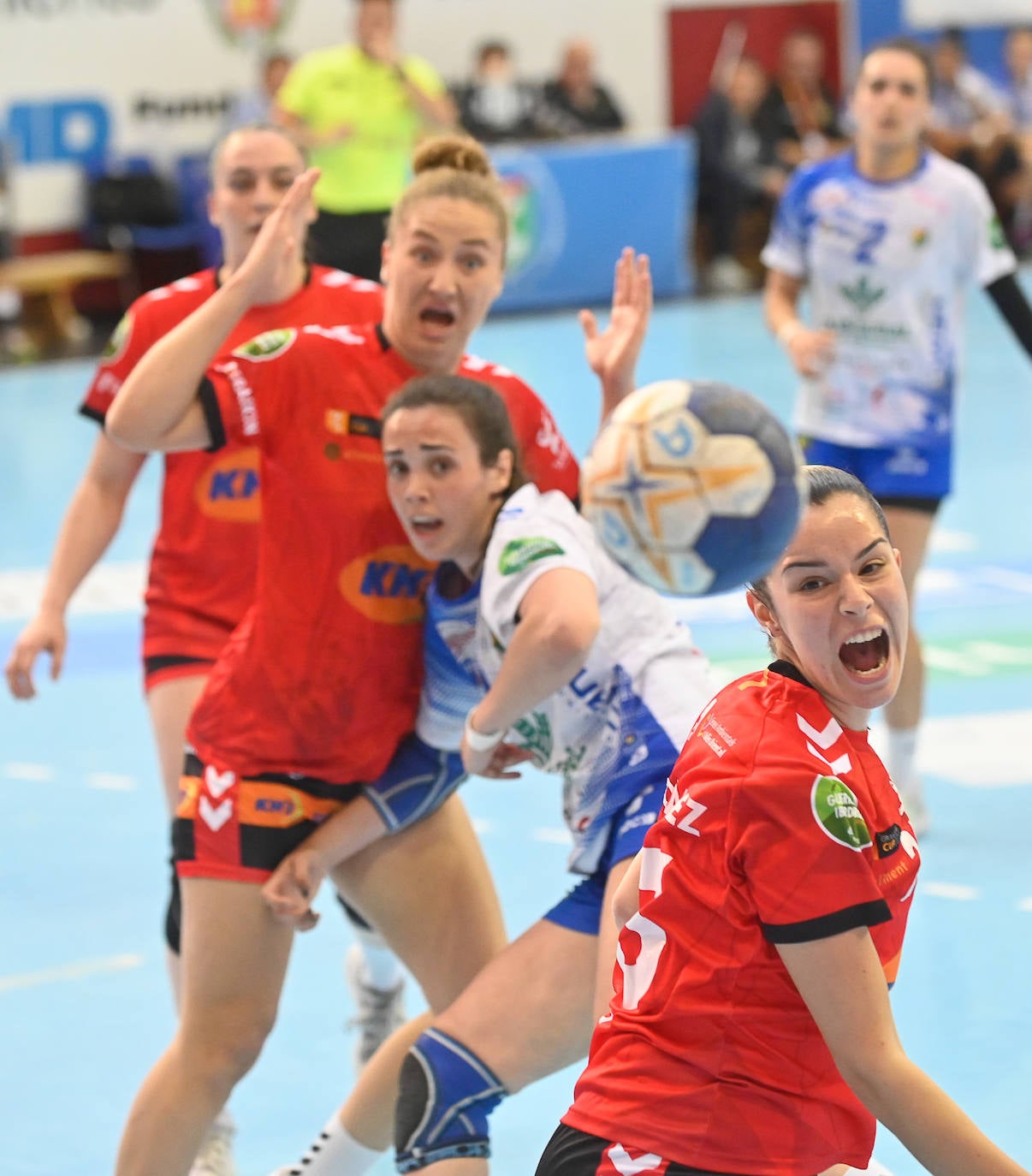 Aula balonmano Valladolid 28 - 28 BM Granollers