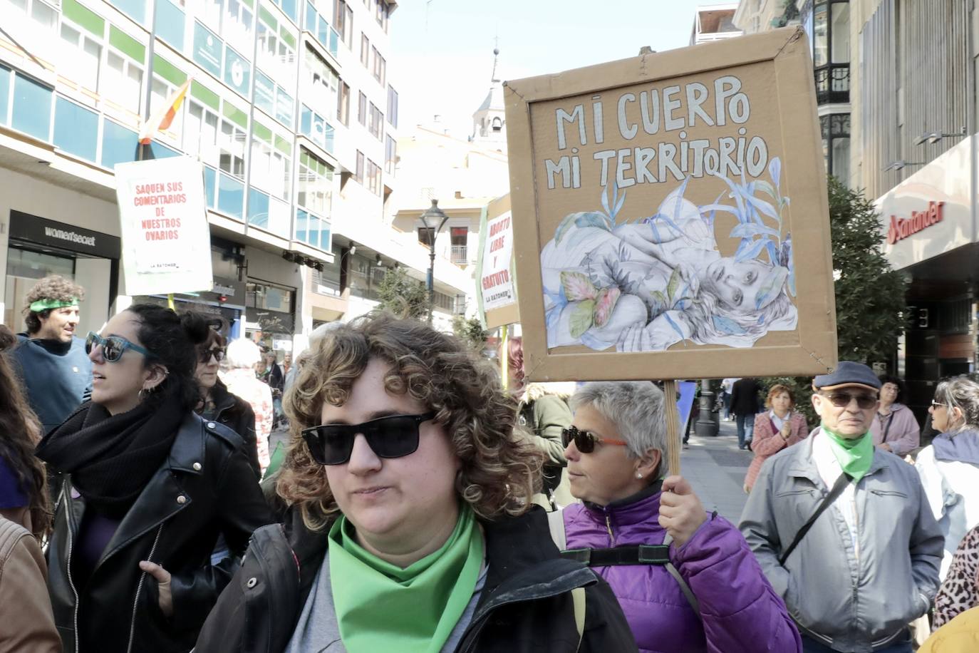 Organizaciones feminiestas se manifiestan por el derecho a aborto en Valladolid