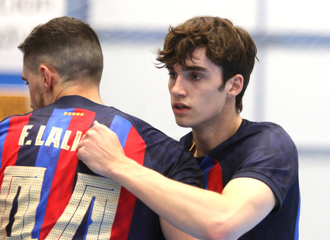 Victoria del Balonmano Nava ante el Barcelona (35-30)