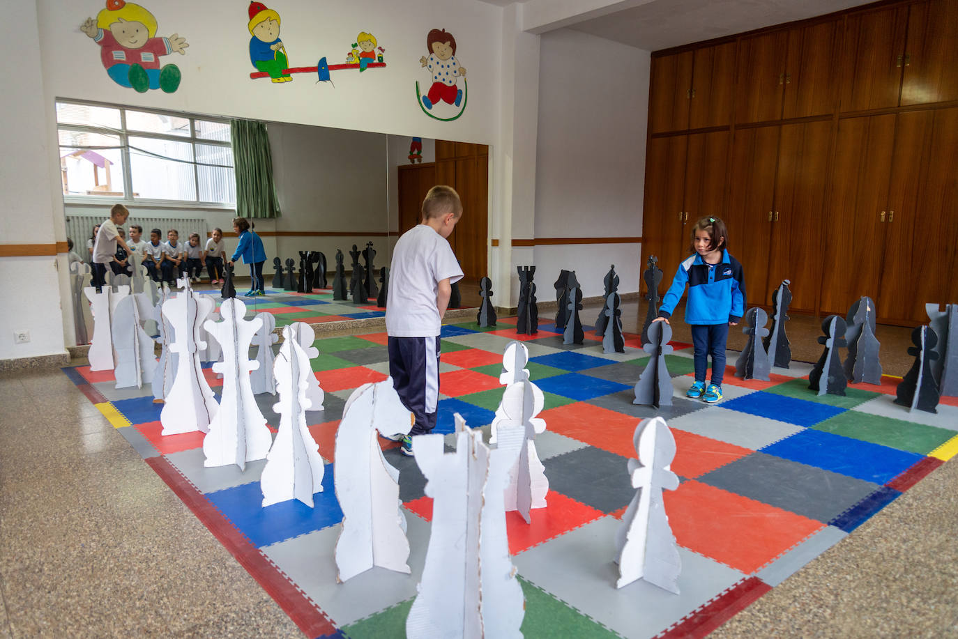 El colegio Divino Maestro es un tablero de ajedrez