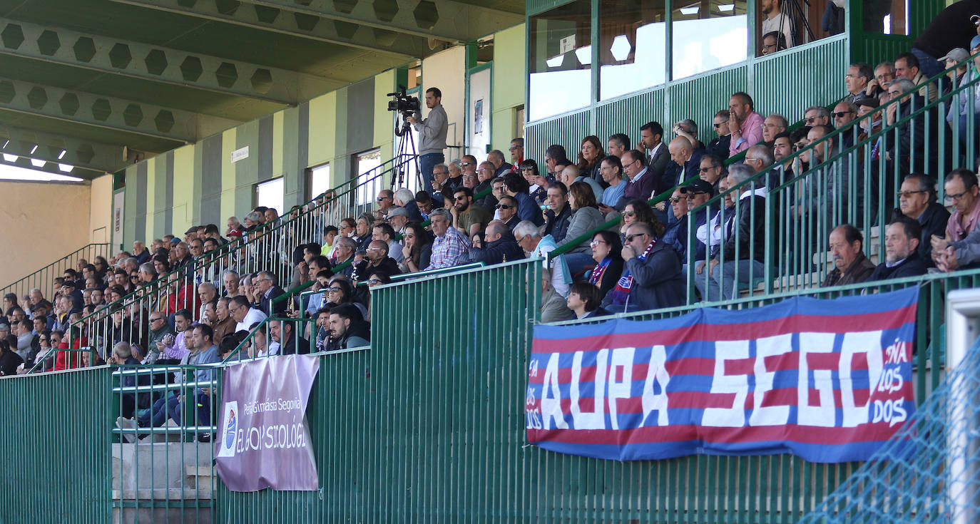 Dura derrota de la Gimnástica ante el Cacereño en La Albuera (1-5)