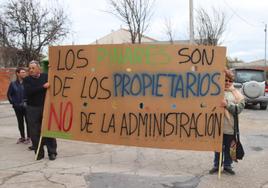 Protesta vecinal contra la concentración parcelaria en el Carracillo.