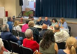 Un momento del debate, moderado por el jefe de prensa del Ayuntamiento, Sergio Arribas.