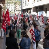 Las trabajadoras de la limpieza protestan por un salario «digno»