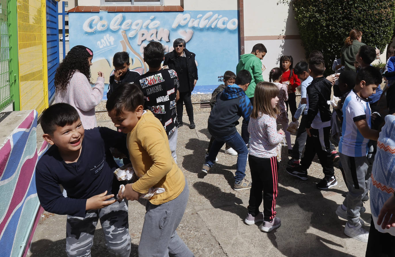 Alumnos palentinos celebran el Día de la Comunidad