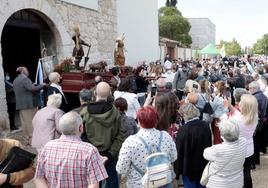 Procesión en la ermita de San Isidro.