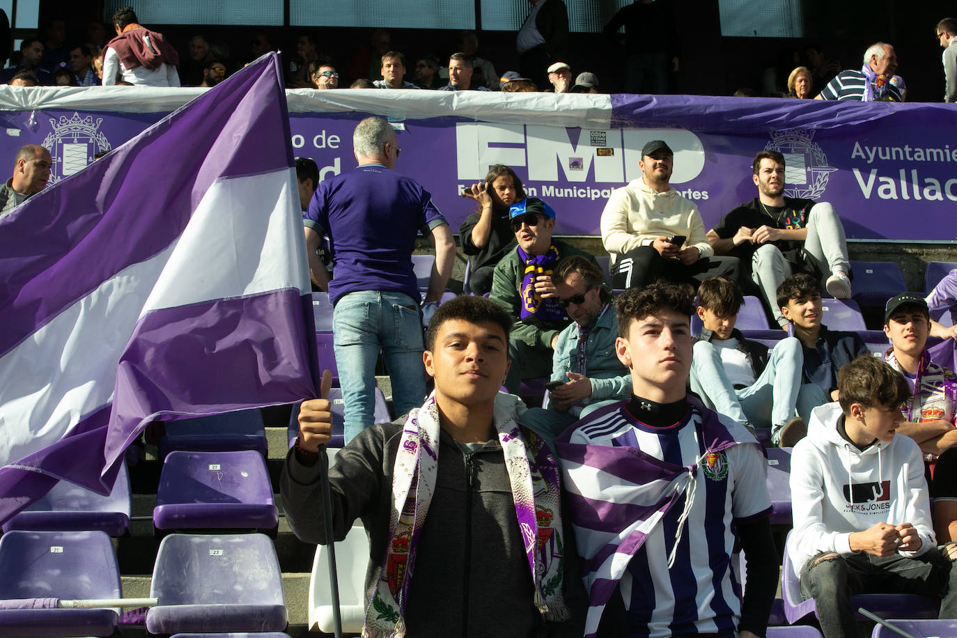 Búscate en la grada del José Zorrilla (4/6)