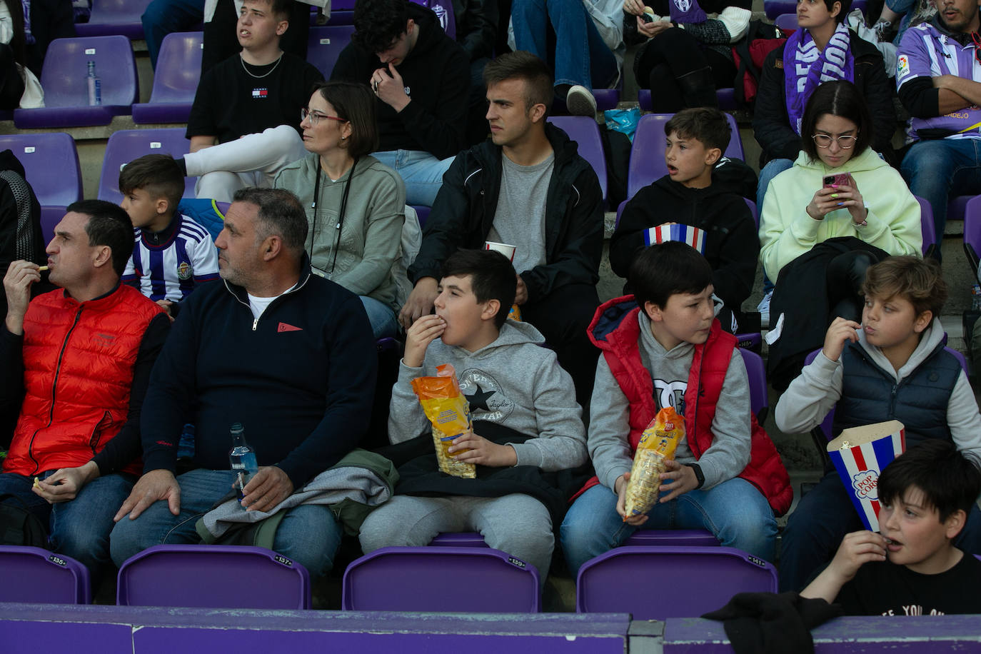 Búscate en la grada del José Zorrilla (5/6)