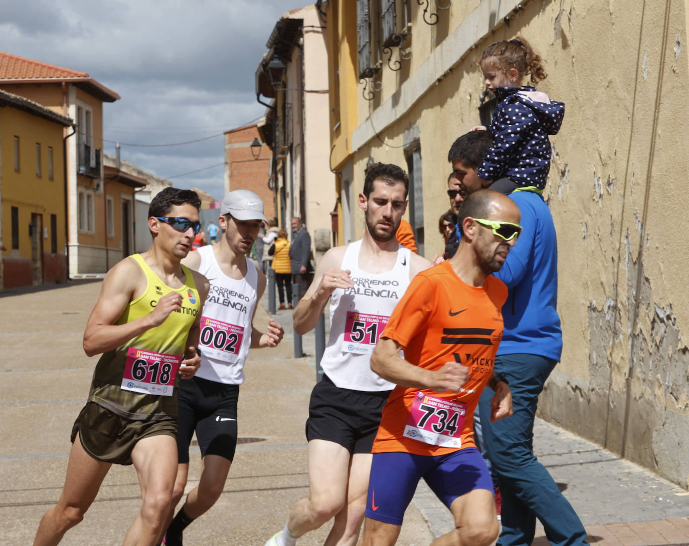 Más de 900 personas participan en la cita solidaria de Frómista