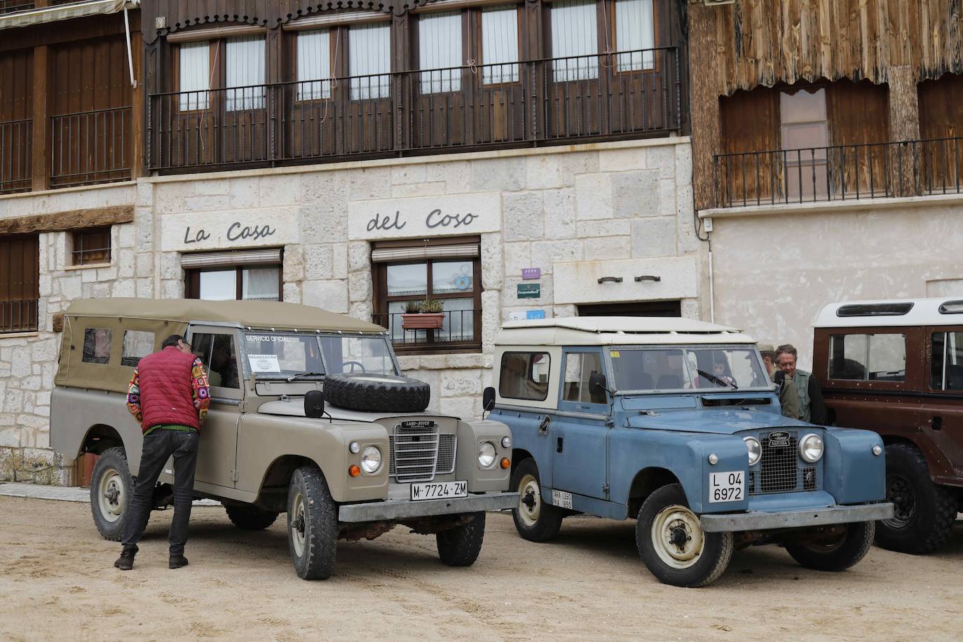 Concentración de Land Rover Santana en Peñafiel (Valladolid)