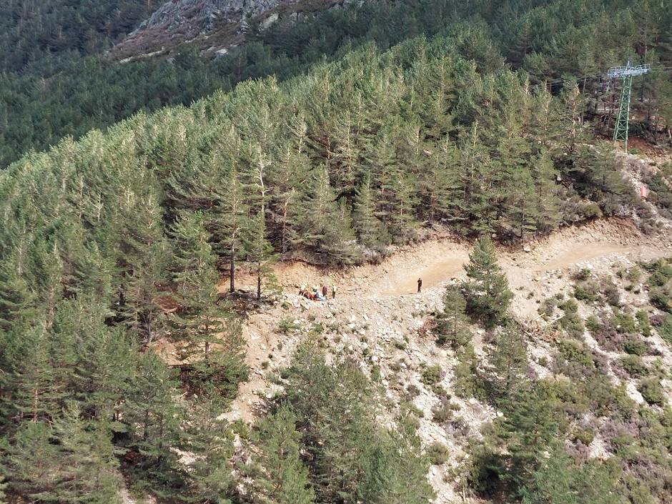 Emergencias de Protección Civil, en el lugar del accidente en La Pinilla.