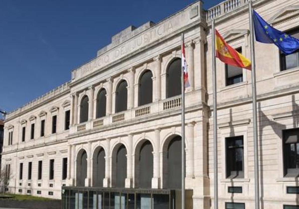 Fachada del Tribunal Superior de Justicia de Castilla y León.